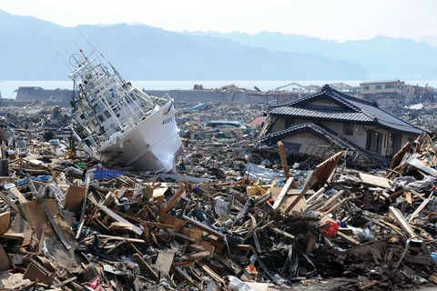 Thảm họa kép động đất, sóng thần tại Nhật Bản. (Ảnh: AFP)