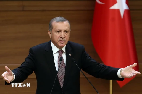 Tổng thống Thổ Nhĩ Kỳ Recep Tayyip Erdogan phát biểu tại Ankara ngày 29/9. (Ảnh: AFP/TTXVN)