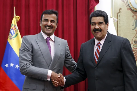 Tổng thống Venezuela Nicolas Maduro và Quốc vương Qatar Tamim bin Hamad Al-Thani. (Nguồn: lapatilla.com)