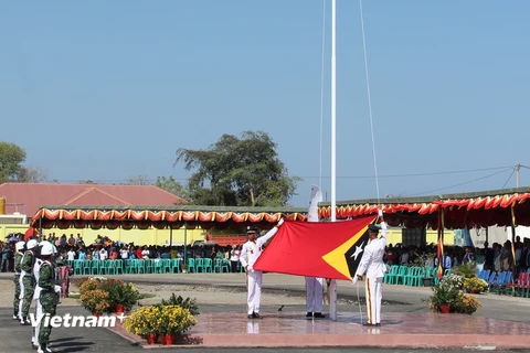 Hàng nghìn thành viên các lực lượng vũ trang của Timor Leste tham gia buổi lễ. (Ảnh: Trung Sơn/Vietnam+)