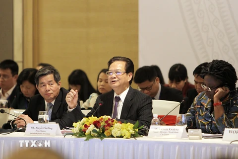 Thủ tướng Nguyễn Tấn Dũng phát biểu tại Diễn đàn. (Ảnh: Dương Giang/TTXVN)