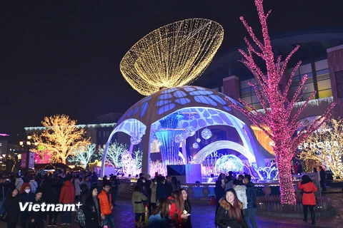 Lễ hội ánh sáng tại Trung tâm thương mại SOLANA ở Bắc Kinh. (Ảnh: Tường Thu/Vietnam+)