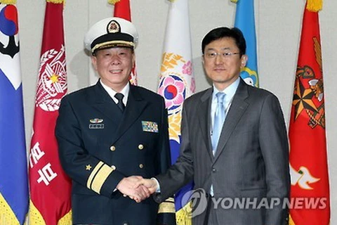 Trưởng phái đoàn Trung Quốc và Hàn Quốc tham dự cuộc tham vấn. (Ảnh: Yonhap)