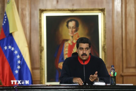 Tổng thống Venezuela Nicolas Maduro chính thức ban bố tình trạng kinh tế khẩn cấp. (Ảnh: THX/TTXVN) 