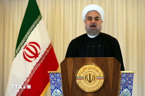 Tổng thống Iran Hassan Rouhani phát biểu trong một cuộc họp báo ở thủ đô Tehran ngày 16/12/2015. (Ảnh: AFP/TTXVN)