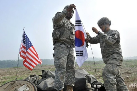 Binh sỹ Mỹ và Hàn Quốc tập trận chung. (Nguồn: koogle.tv)