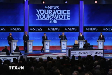 Cuộc tranh luận trực tiếp thứ 8 trên truyền hình của các ứng cử viên đảng Cộng hòa. (Ảnh: AFP/TTXVN)