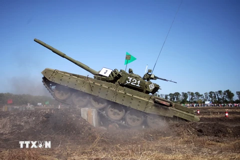 Lực lượng ly khai ở miền đông Ukraine tham gia cuộc tập trận tại khu vực Donetsk ngày 24/9/2015. (Nguồn: AFP/TTXVN)