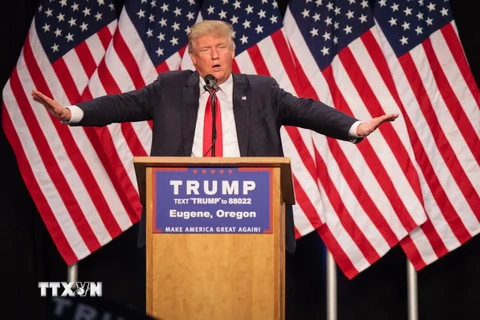 Ứng cử viên Cộng hòa Donald Trump phát biểu trong một chiến dịch vận động tranh cử ở Eugene, Oregon, Mỹ ngày 5/5. (Nguồn: AFP/TTXVN)