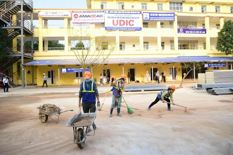 Bệnh viện dã chiến chống dịch Covid-19 tại thôn Nội Đồng, xã Đại Thịnh, Mê Linh, Hà Nội. (Ảnh: TTXVN)