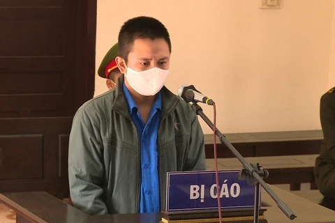 Bị cáo Trần Văn Mạnh tại phiên tòa. (Ảnh: TTXVN phát)