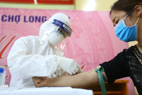 [Video] Bài học chống COVID-19 của Việt Nam: Phòng bệnh hơn chữa bệnh