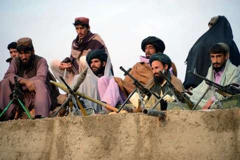 Các tay súng Taliban tại tỉnh Farah, Afghanistan. (Ảnh: AFP/ TTXVN)