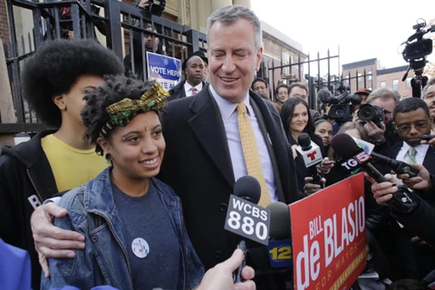 Con gái thị trưởng NYC bị bắt khi tham gia biểu tình vụ George Floyd