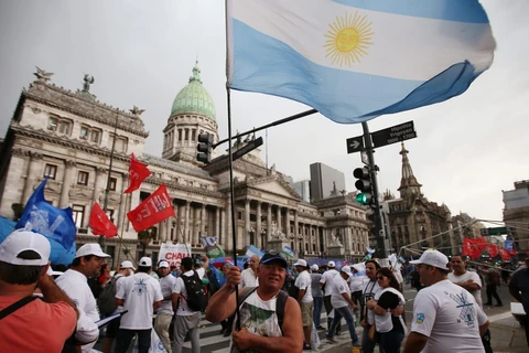 Argentina đang đối diện tình trạng bế tắc với các trái chủ về khoản nợ 66 tỷ USD. (Nguồn: CNBC)