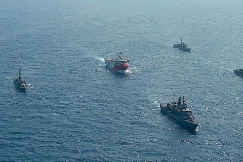 Tàu chiến Hy Lạp và Thổ Nhĩ Kỳ va chạm trên vùng biển tranh chấp