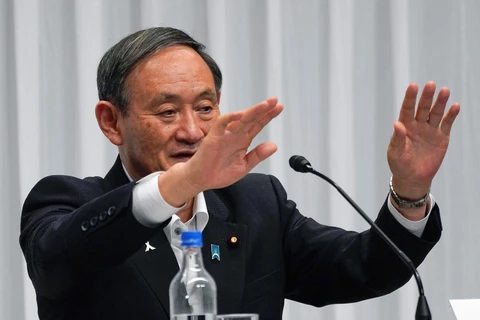 Chánh văn phòng Nội các Nhật Bản Suga Yoshihide phát biểu tại Tokyo, ngày 9/9/2020. (Ảnh: AFP/TTXVN)