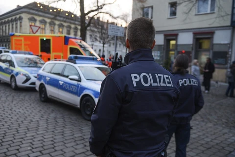 Hơn 500 cảnh sát tham gia truy quét 2 "gia tộc" tội phạm lớn tại Đức
