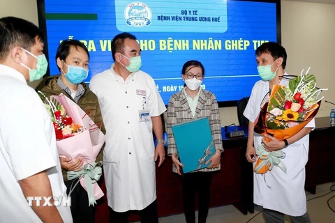 Bệnh nhân ghép tim xuyên Việt tại Huế xuất viện sau chưa tới 2 tuần