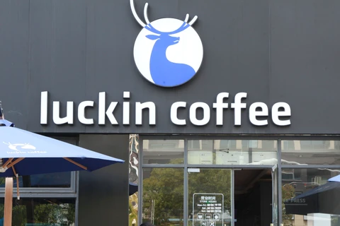 Chuỗi càphê Trung Quốc Luckin Coffee nhận án phạt 180 triệu USD tại Mỹ