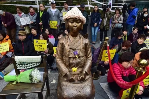 Nhật Bản cân nhắc đáp trả phán quyết của Hàn Quốc về “phụ nữ mua vui”