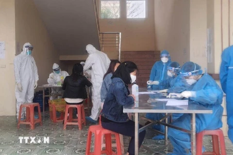 Việt Nam ghi nhận 9 ca mắc COVID-19 mới, cách ly ngay sau nhập cảnh