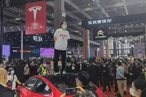 Bị cáo buộc thiếu an toàn, Tesla "gặp khó" tại thị trường Trung Quốc