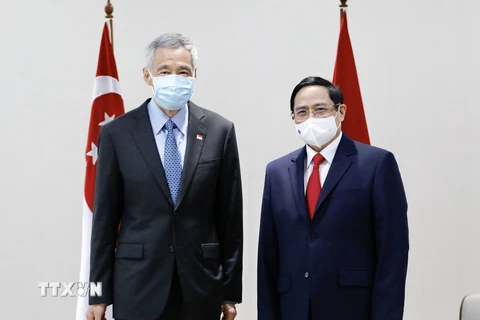 Thủ tướng Phạm Minh Chính hội kiến Thủ tướng Singapore Lý Hiển Long
