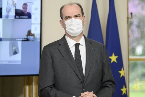 Thủ tướng Pháp tự cách ly sau khi phu nhân dương tính với SARS-CoV-2