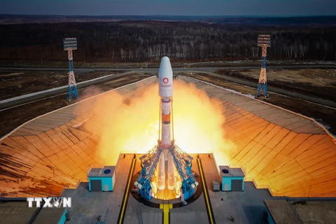 Nga phóng thành công chùm 36 vệ tinh viễn thông lên quỹ đạo Trái Đất