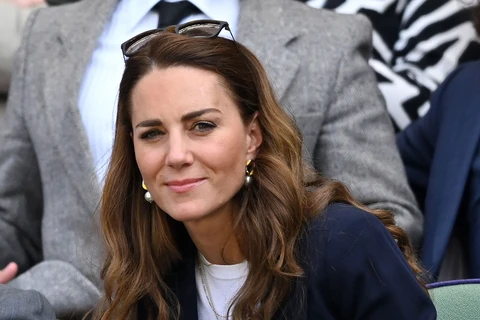 Công nương Kate Middleton tự cách ly do tiếp xúc với ca dương tính