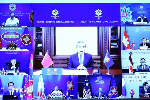 Ngoại trưởng Trung Quốc kêu gọi mở ra kỷ nguyên hợp tác mới với ASEAN