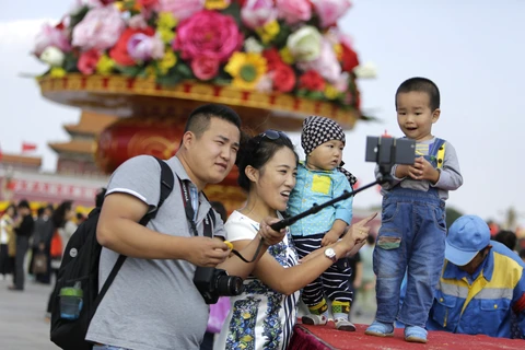 Quốc hội Trung Quốc thảo luận dự thảo sửa đổi cho phép sinh con thứ ba
