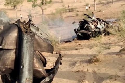 Máy bay quân sự Mig-21 của Ấn Độ bị rơi khi bay huấn luyện