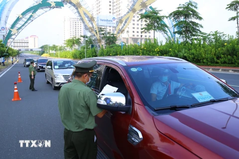 Hà Nội yêu cầu 1.500 lượt phương tiện quay đầu không ra, vào thành phố