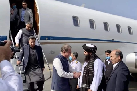 Ngoại trưởng Pakistan đến Kabul đàm phán với chính quyền Taliban