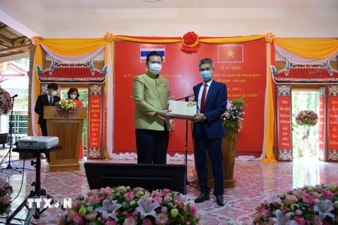 Phát triển quan hệ hợp tác hữu nghị Việt Nam-Thái Lan bền vững