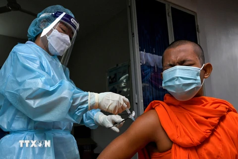 Campuchia cấp phép sử dụng khẩn cấp vaccine Sputnik V của Nga