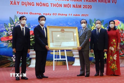 Công bố thành phố Tuyên Quang hoàn thành xây dựng nông thôn mới