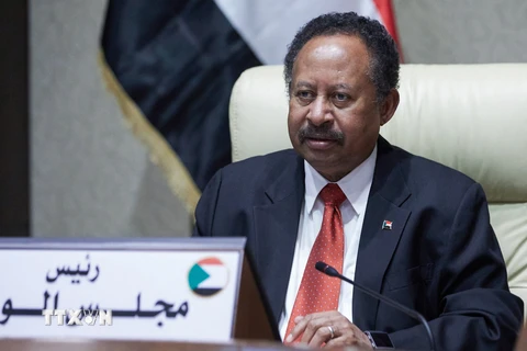 Quân đội Sudan dỡ bỏ hạn chế đi lại đối với Thủ tướng Abadalla Hamdok