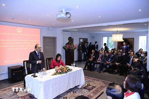 Chủ tịch nước gặp gỡ Phái đoàn đại diện thường trực Việt Nam ở Geneva