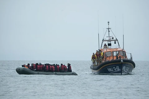 Hải quân Maroc giải cứu 177 người di cư bất hợp pháp vượt biển tới EU