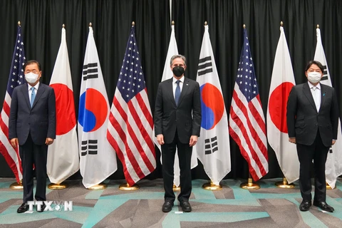 Ngoại trưởng Mỹ-Nhật-Hàn ra tuyên bố chung về nhiều vấn đề quốc tế