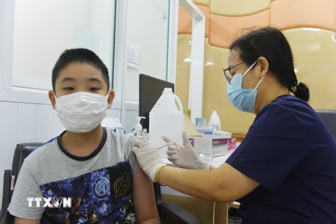Hàn Quốc cho phép tiêm vaccine Pfizer cho trẻ em từ 5-11 tuổi