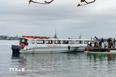 Bộ GTVT yêu cầu kiểm tra toàn bộ phương tiện chở khách từ bờ ra đảo