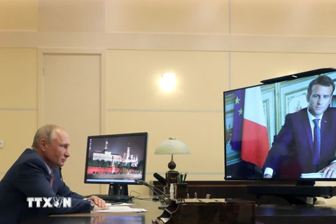 Tổng thống Pháp và Nga tiếp tục điện đàm về tình hình Ukraine