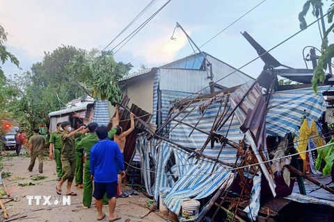 Mưa lớn, dông lốc gây nhiều ảnh hưởng tại huyện Nậm Pồ, Điện Biên