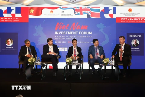 Việt Nam - điểm đến tiềm năng cho đầu tư xanh và chuyển đổi số