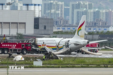Trung Quốc: Hơn 40 hành khách bị thương trong sự cố máy bay bốc cháy