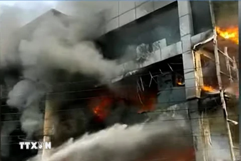 Vụ cháy nhà nghiêm trọng ở Ấn Độ: Cảnh sát bắt giữ chủ sở hữu tòa nhà